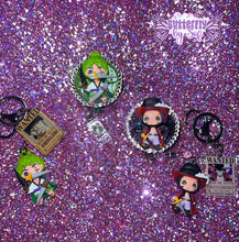 Load image into Gallery viewer, Zoro Wano badge reel Keychains Mihawk badge reel