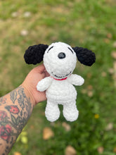 Load image into Gallery viewer, Snoopy crochet plushie