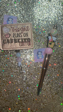 Load image into Gallery viewer, This girl runs on cafecito con pan badge reel and pen set